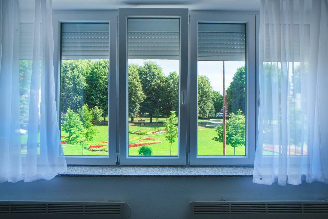 Apartman Visnja 슬루니 외부 사진