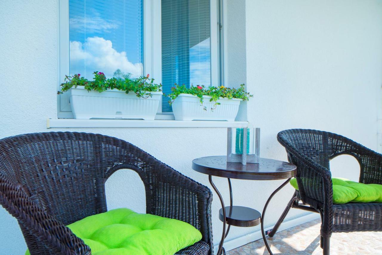 Apartman Visnja 슬루니 외부 사진