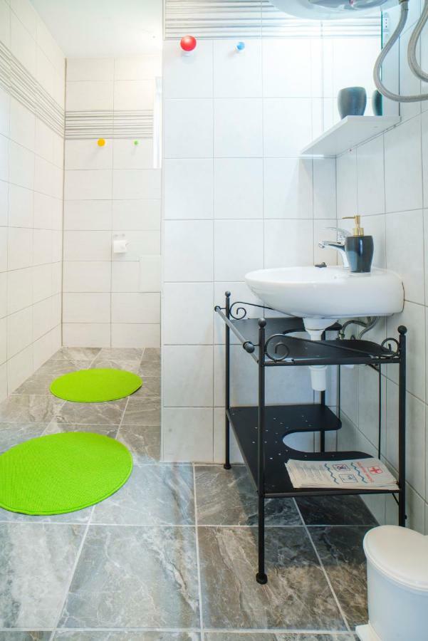 Apartman Visnja 슬루니 외부 사진